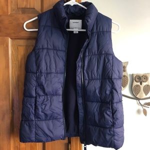 Girls Old Navy puffer vest